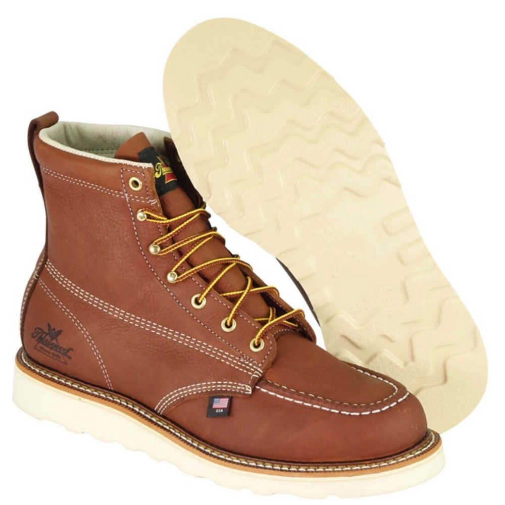 Brand new Thorogood MocToe Boots 8.5D